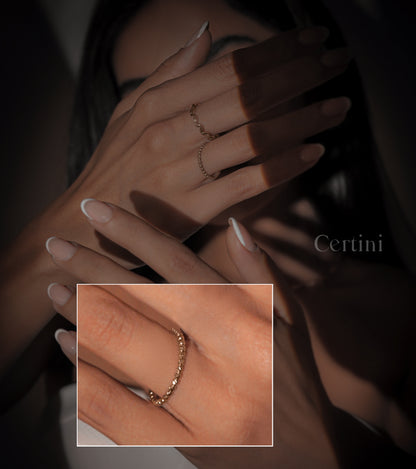 18k  Golden Harmony: 4 Delicate Gold Rings