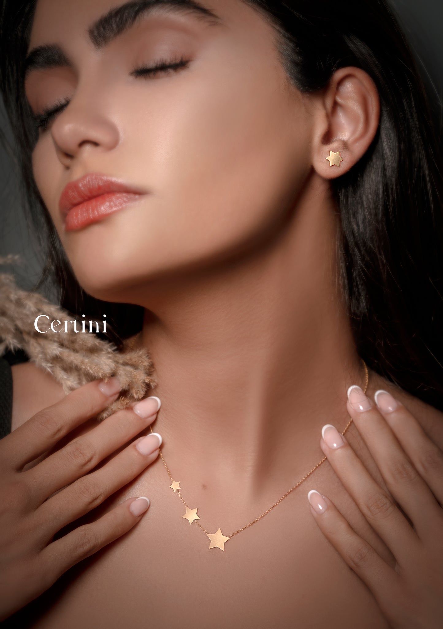 18k  Stars Necklace and Earrings Set